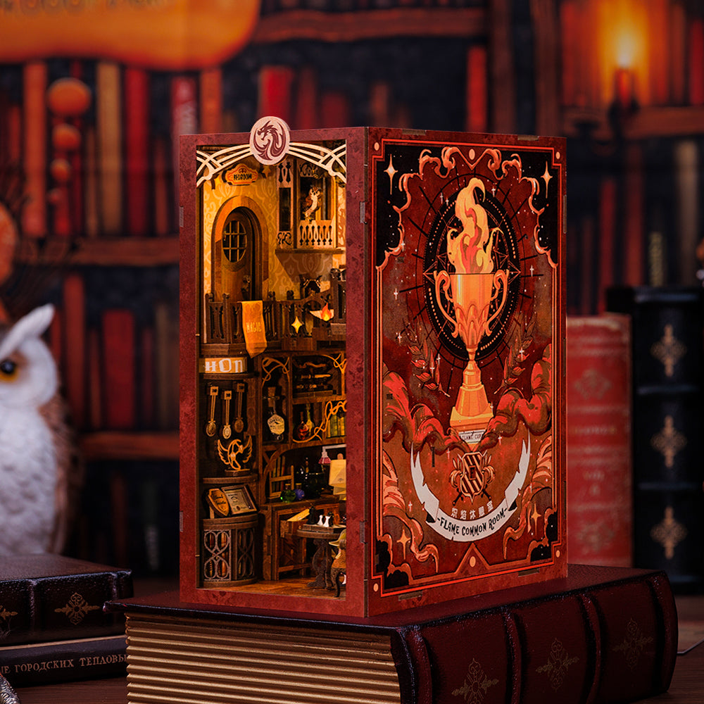 Flame Common Room Book Nook Kit official product view 4
