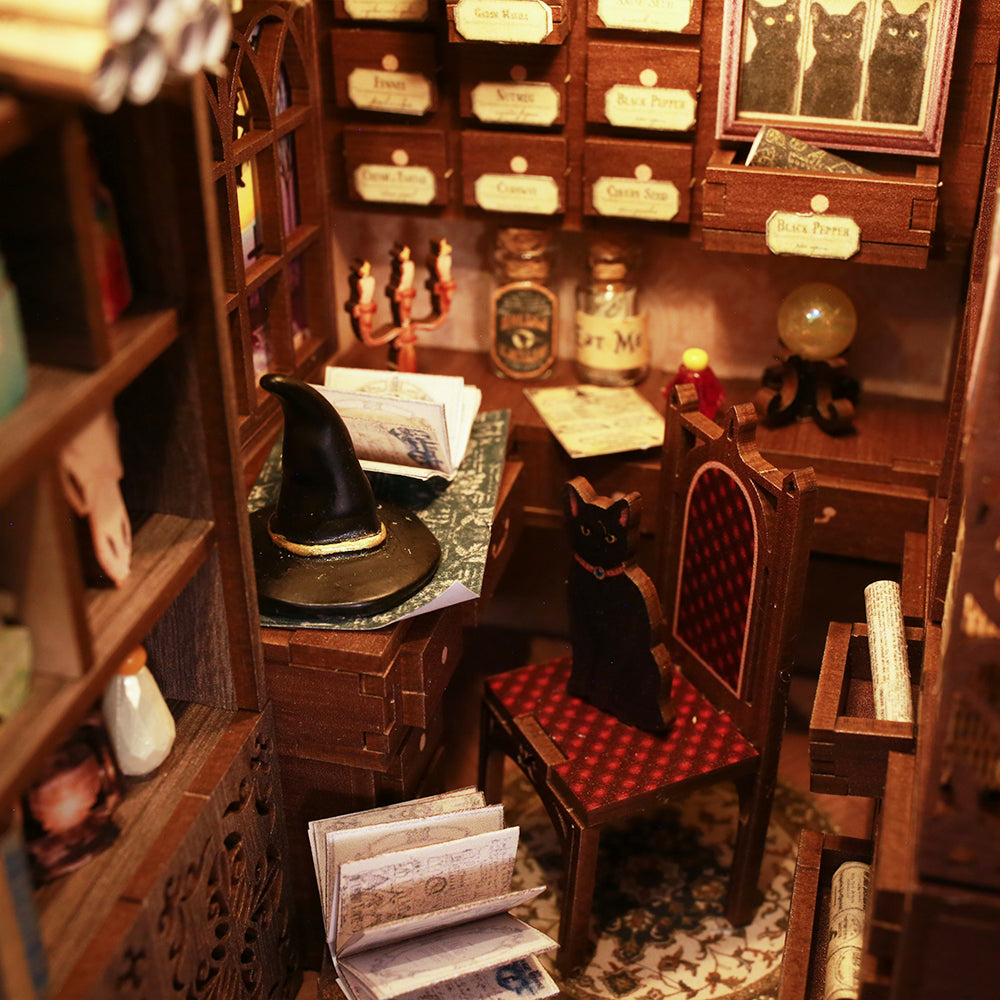 Magic pharmacist Book Nook Kit official product view 9