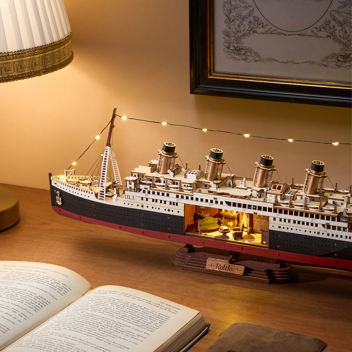 Rowood 1912 ·Eternal Atlantic Voyager Creative Kit completed product view