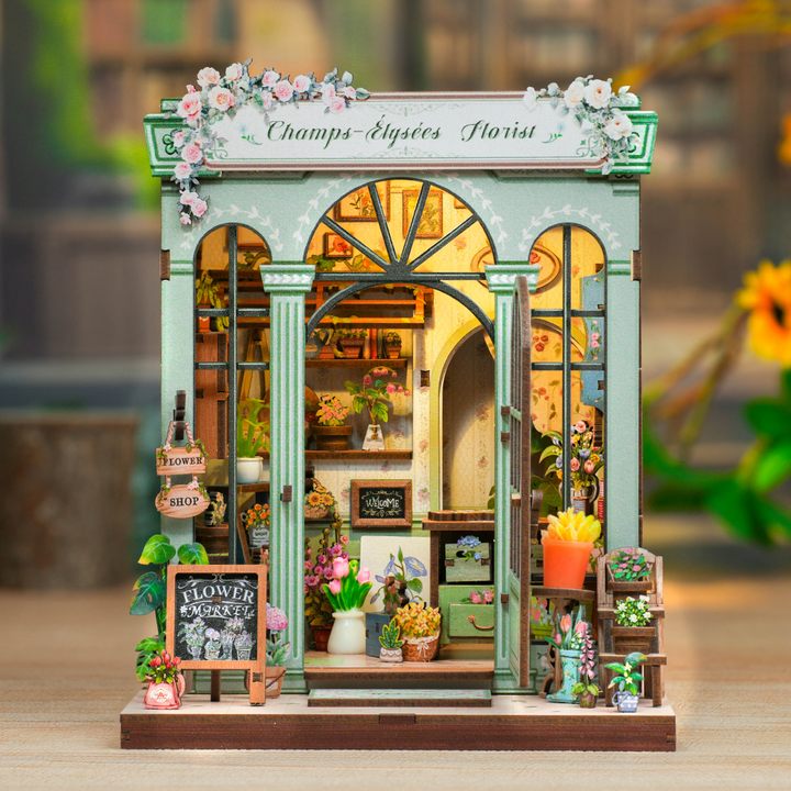 Champs-Élysées Florist Book Nook Kit completed product view