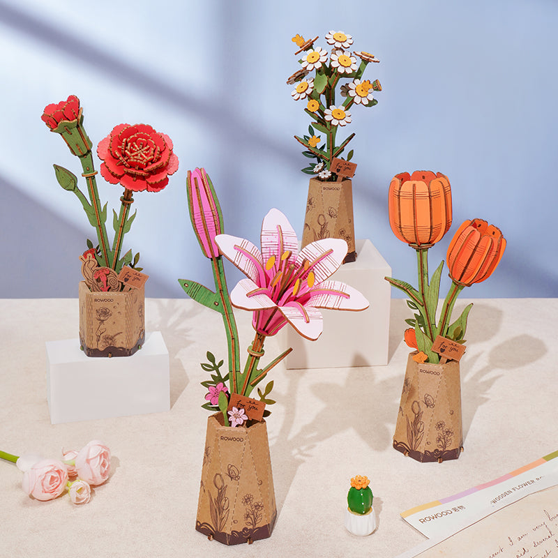 Rowood Pink Lily Creative Kit official product view 4