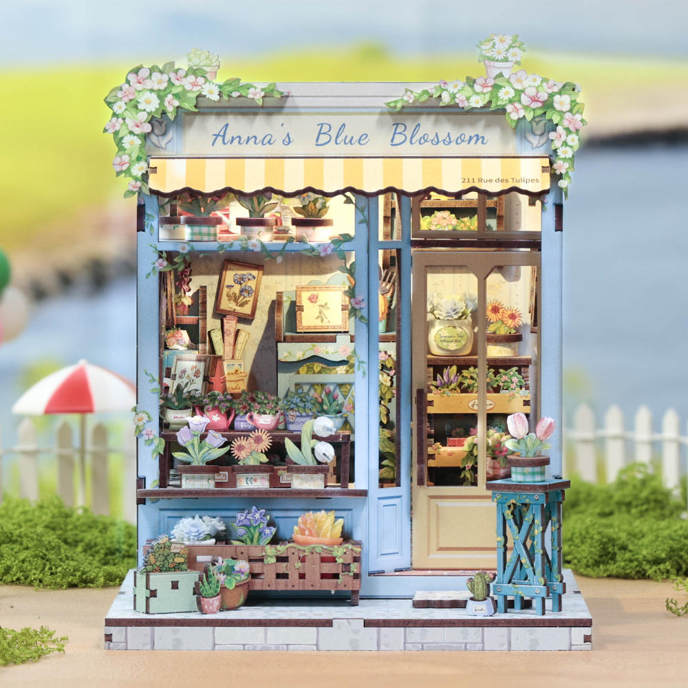 Anna's Blue Blossom Miniature Kit completed product view