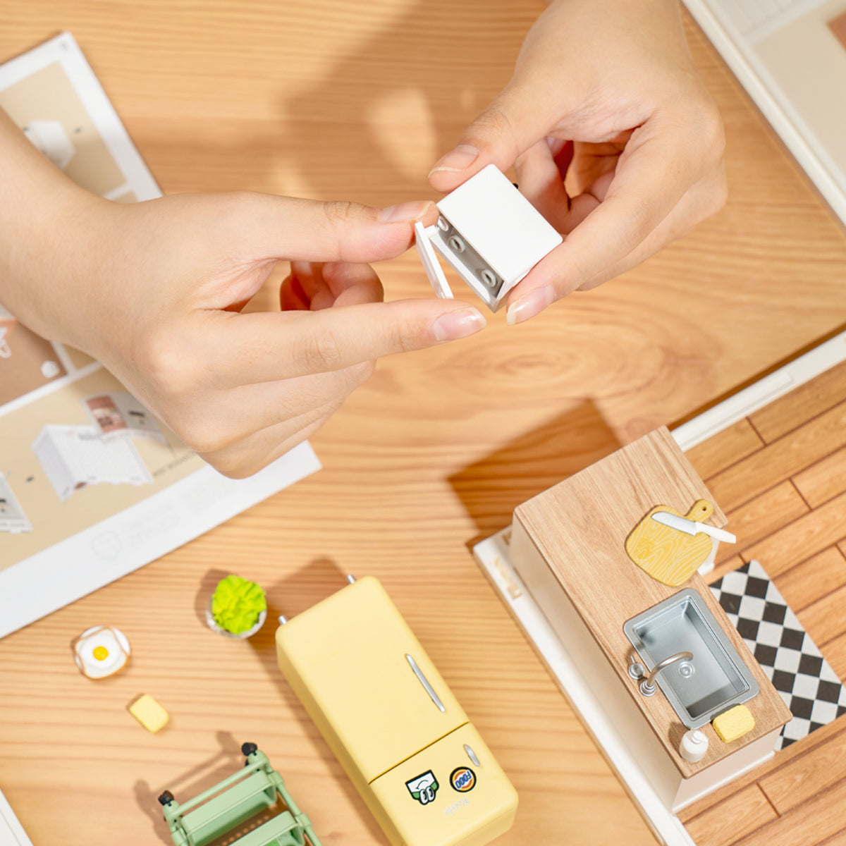 Happy Meals Kitchen Miniature Kit official product view 3