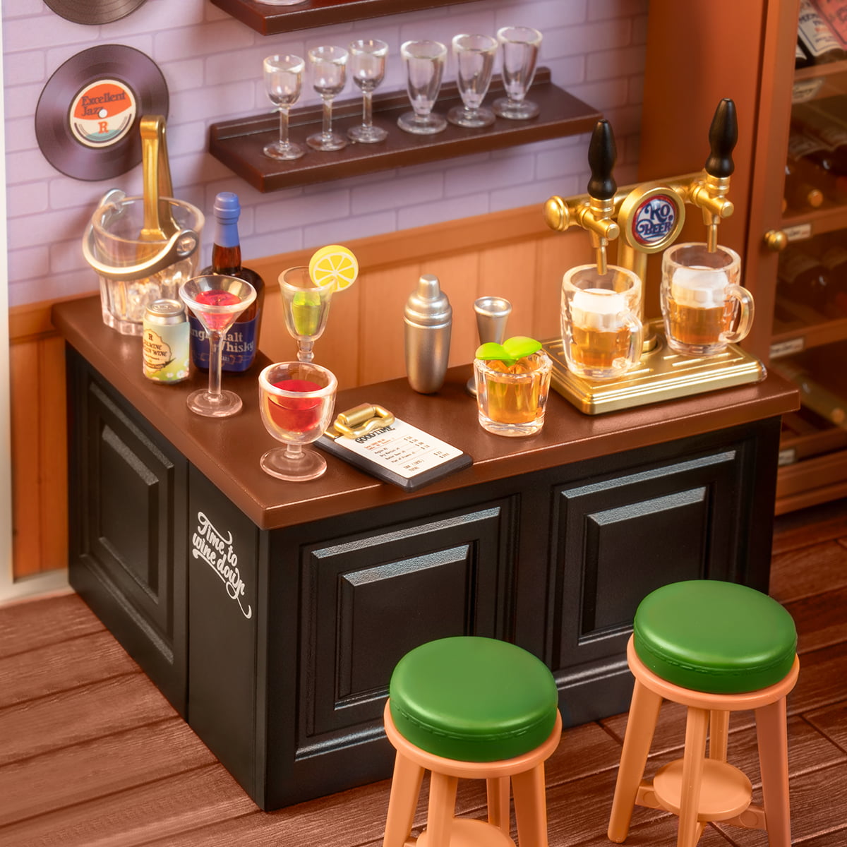 Leisurely Cheers Bar Miniature Kit official product view 4