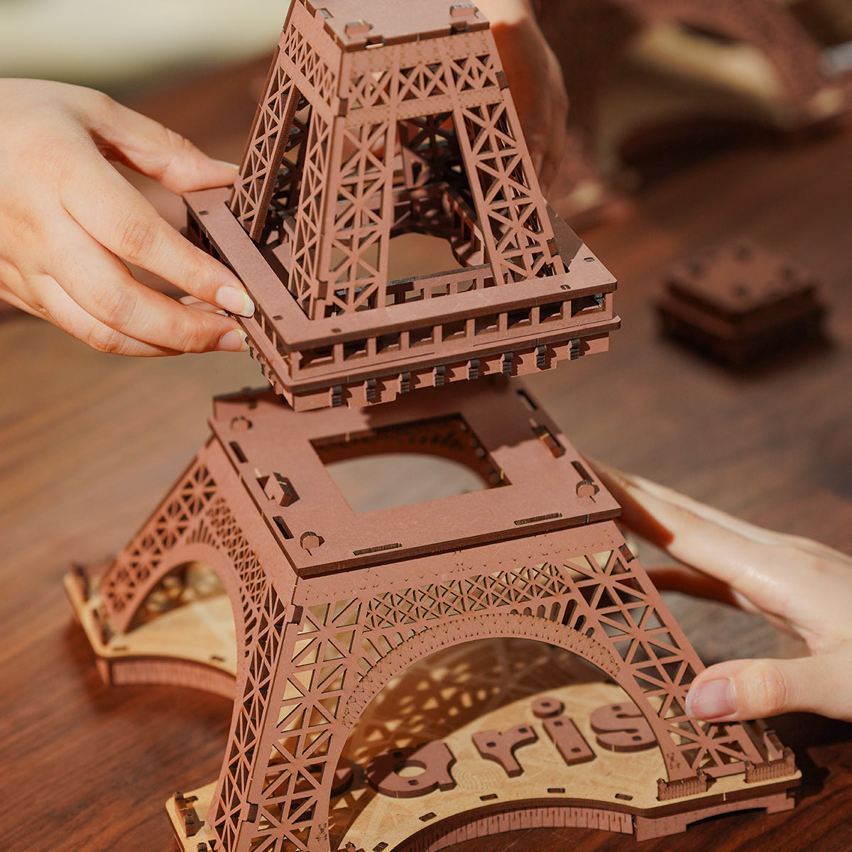 Rowood Night of the Eiffel Tower Creative Kit official product view 4