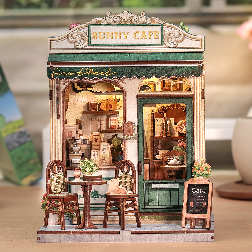 Sunny Cafe Miniature Kit completed product view