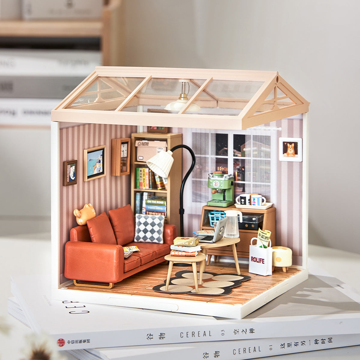 Cozy Living Lounge Miniature Kit official product view 3
