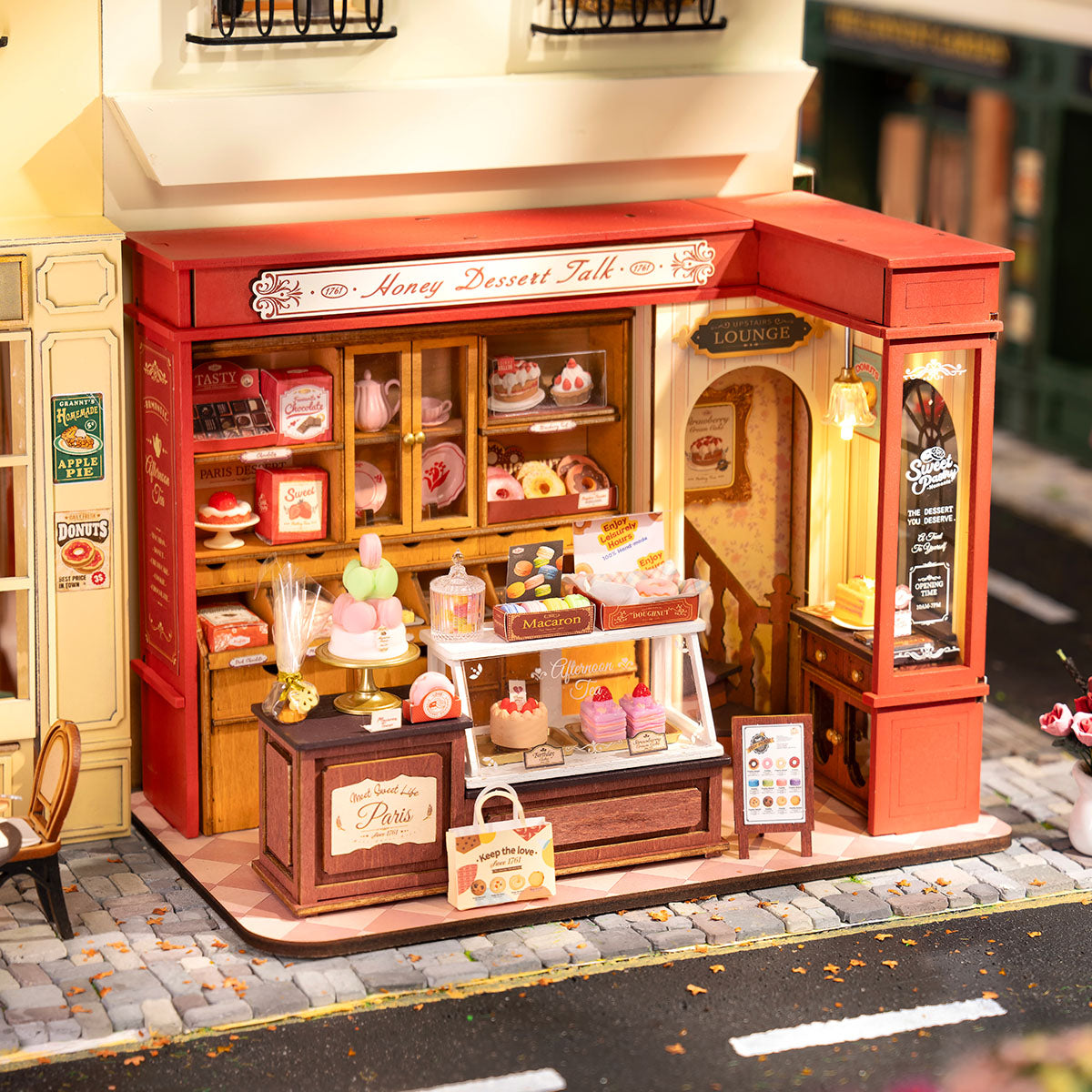 Honey Dessert Talk Miniature House Kit completed product view