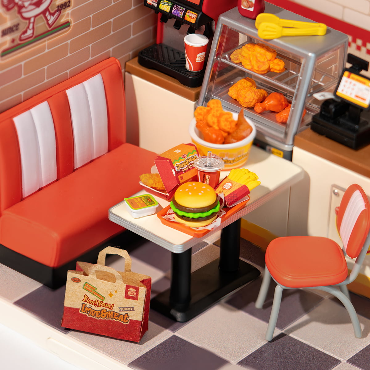Yum Yum Burgers Miniature Kit official product view 4
