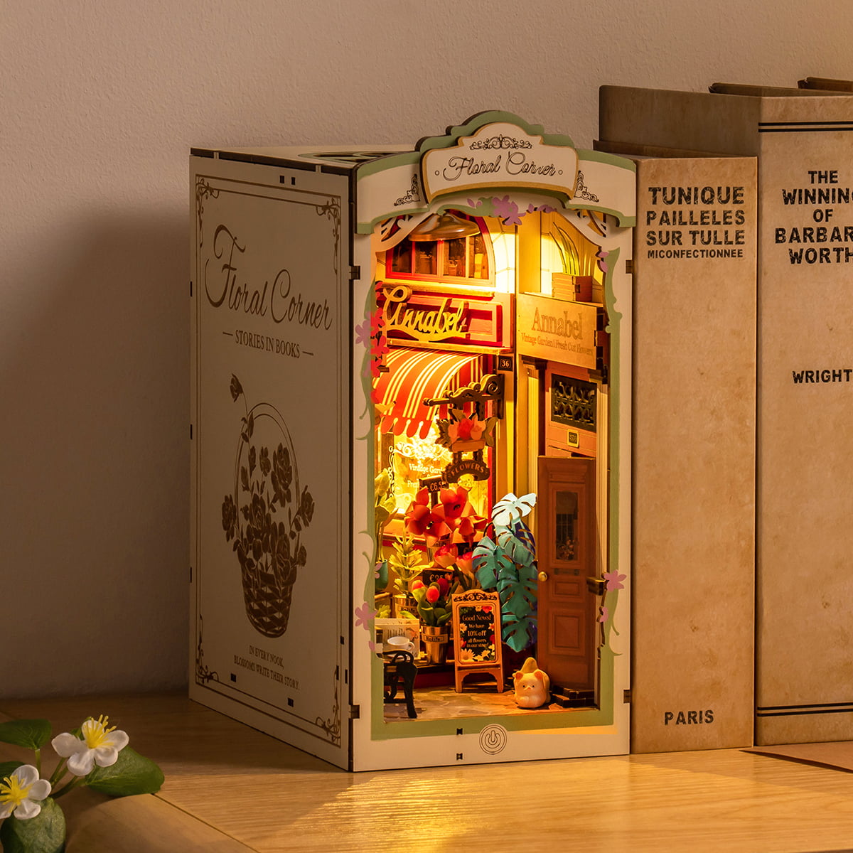 Floral Corner Book Nook Kit official detail view 4