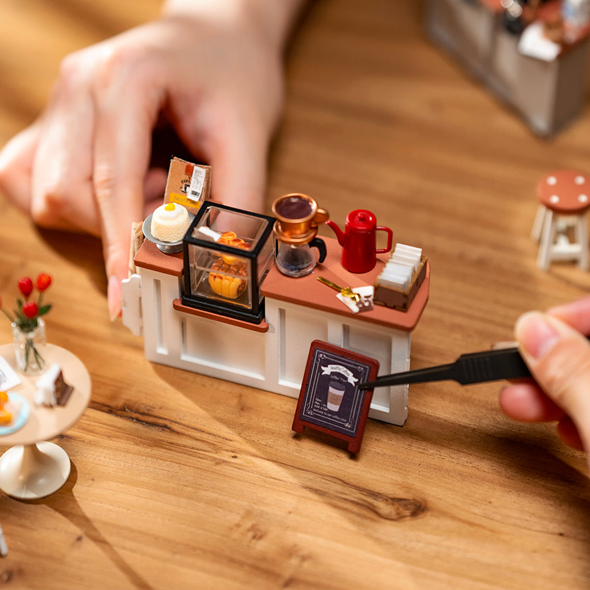 No.17 Cafe Miniature Kit official product view 3