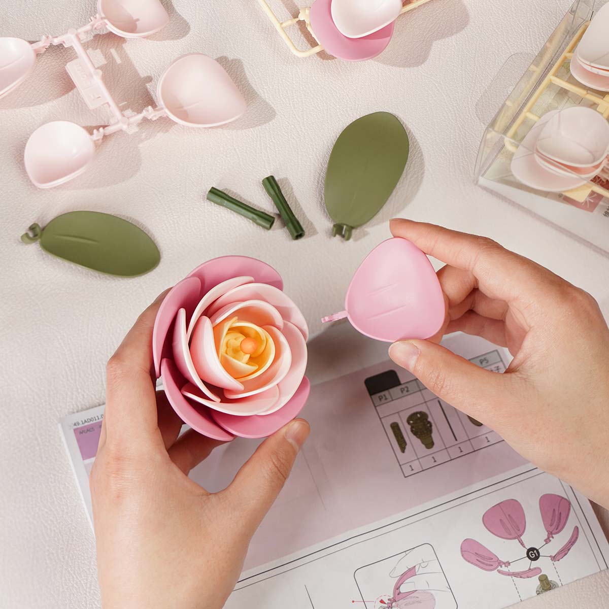 Rowood Green Rose Creative Kit official product view 4