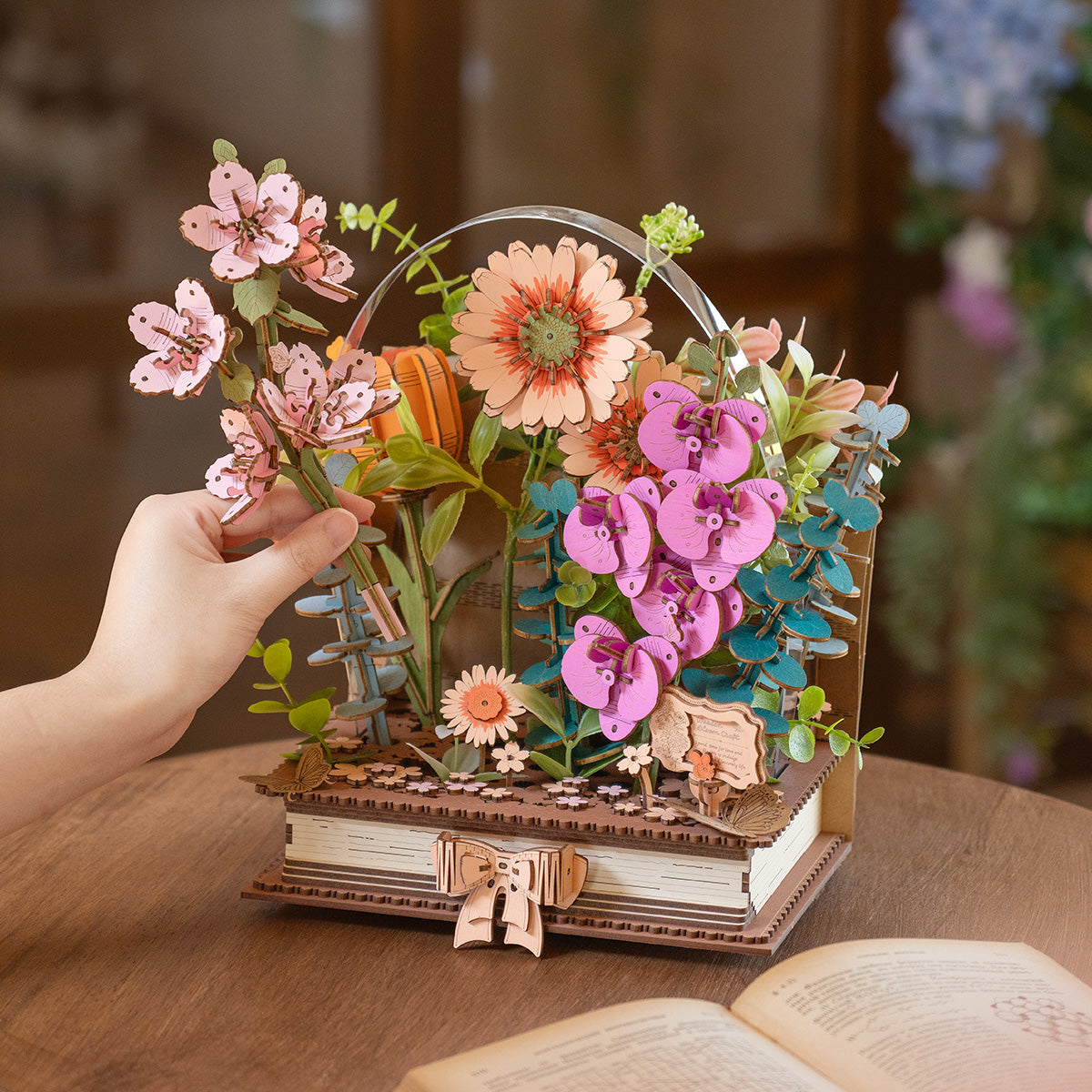 Adjustable Wooden Blooming Book flowers