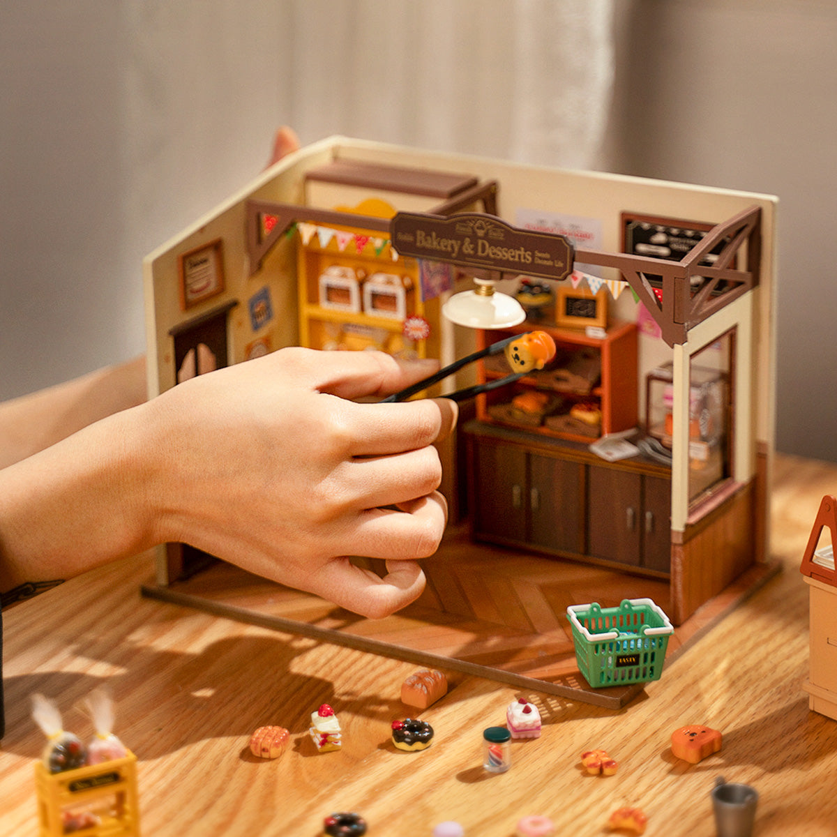 Becka's Baking House Miniature Kit official product view 4