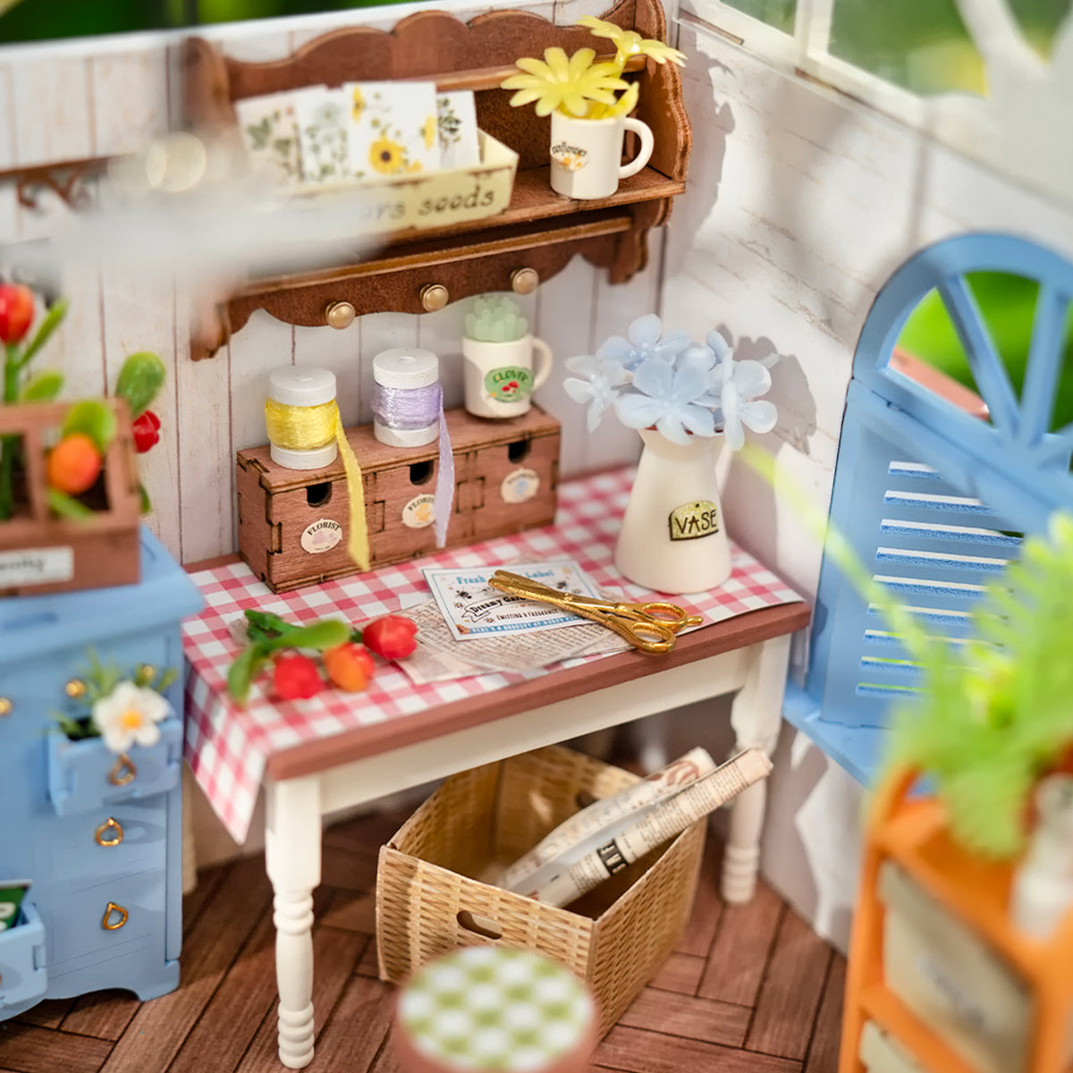 Dreamy Garden House Miniature Kit official product view 5