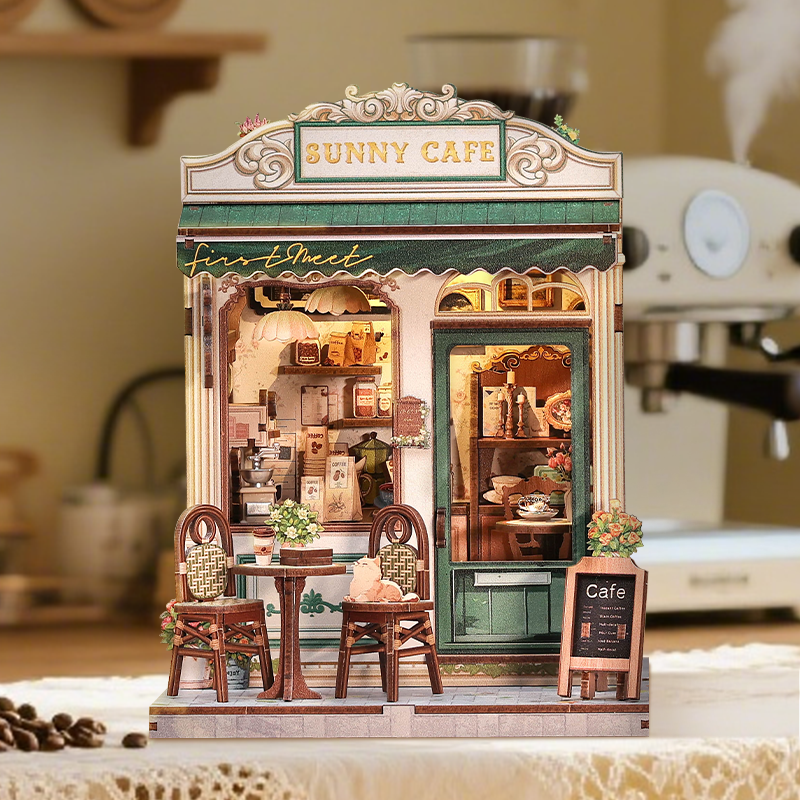 Sunny Cafe Miniature Kit official product view 2