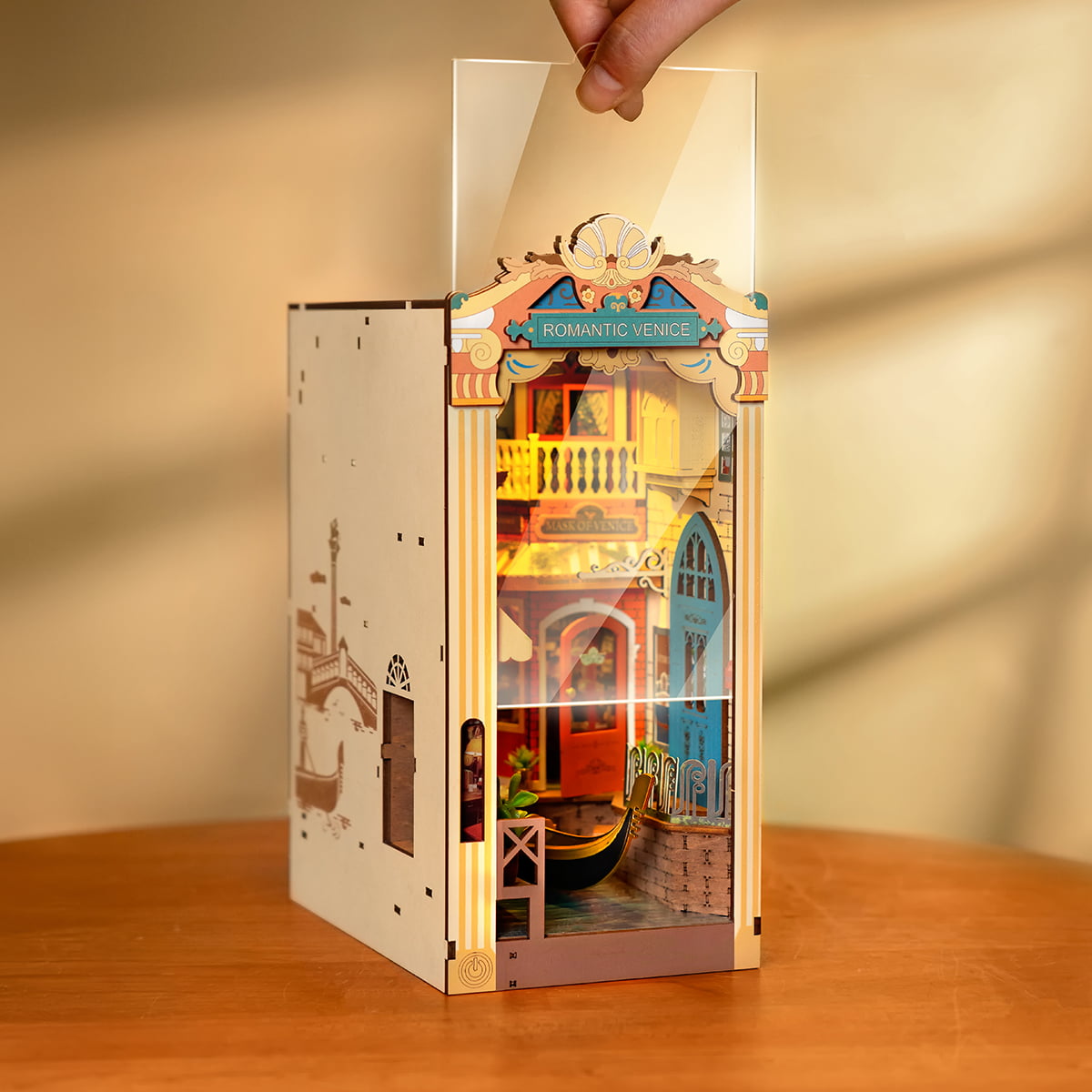 Romantic Venice Book Nook Kit official detail view 3