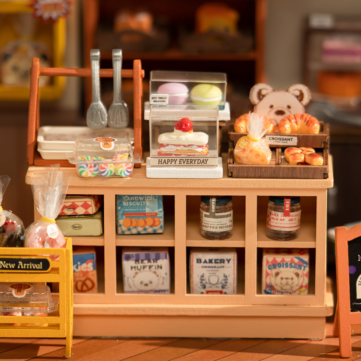Becka's Baking House Miniature Kit official product view 5