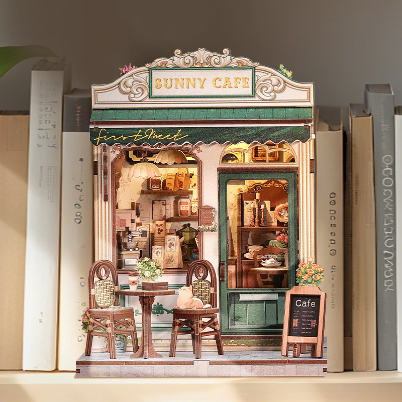 Sunny Cafe Miniature Kit official product view 3