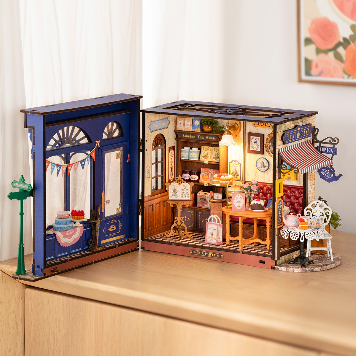 Leisure Time Tea Room Miniature Kit official product view 4