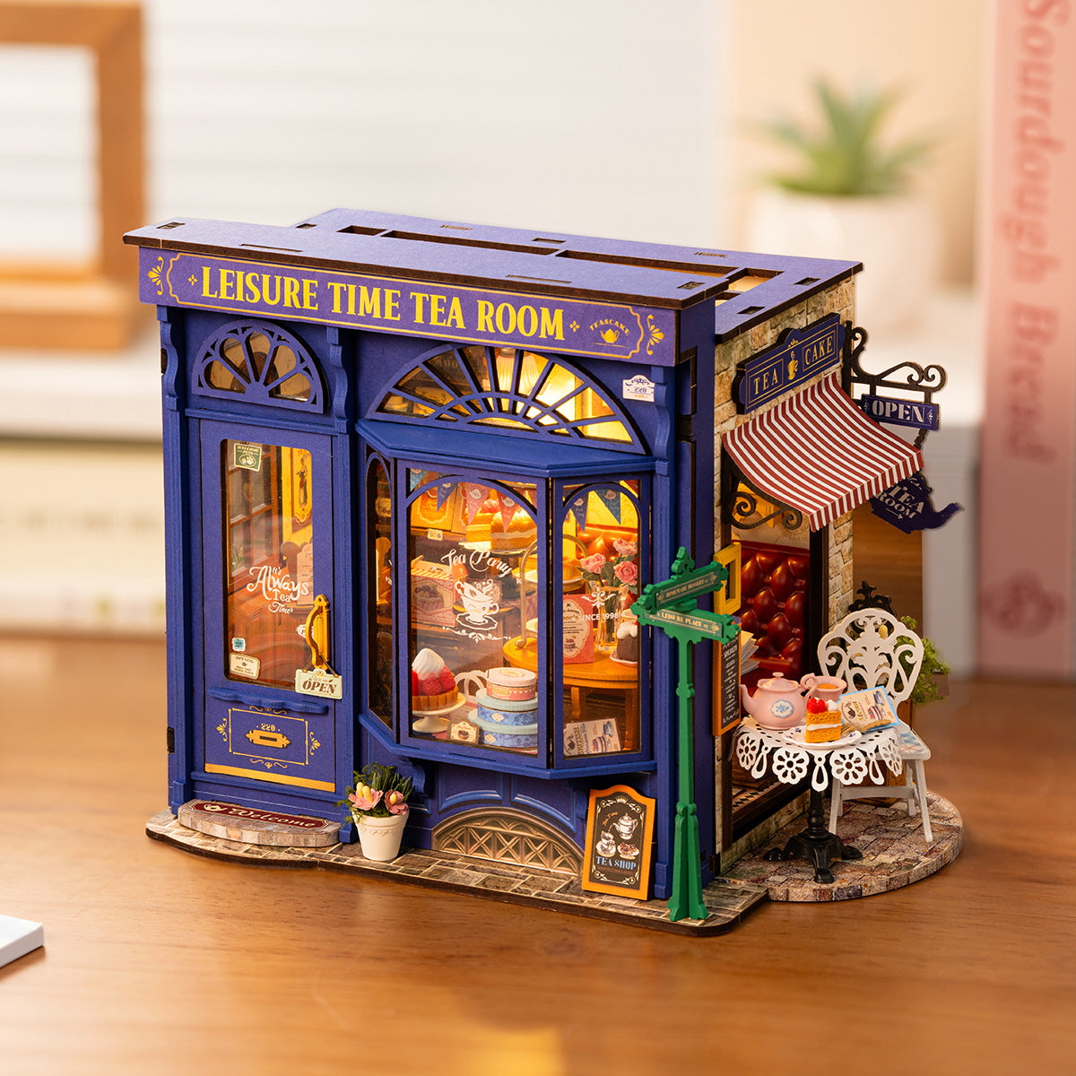 Leisure Time Tea Room Miniature Kit official product view 5