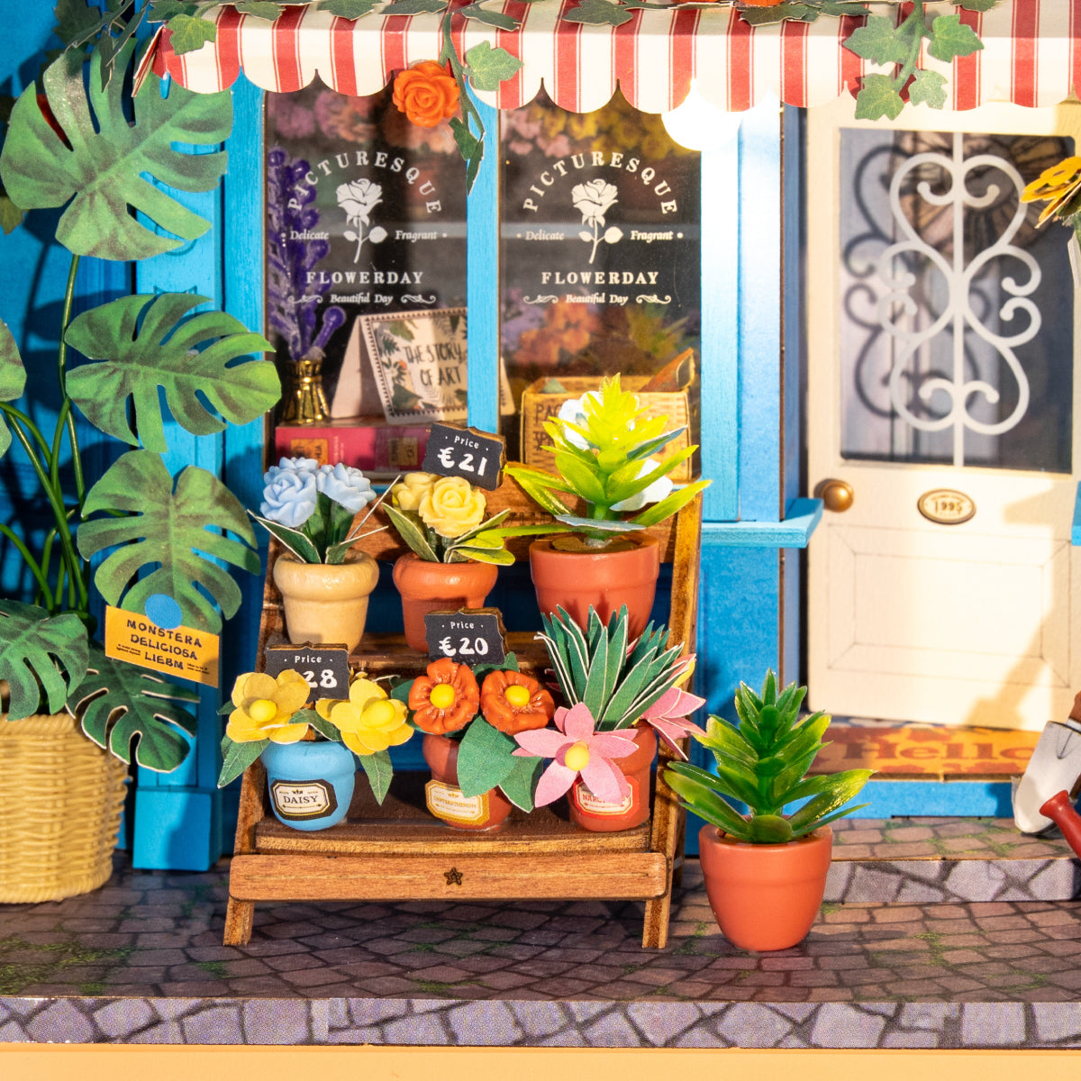 Daily Fresh Flower Miniature Kit official product view 3