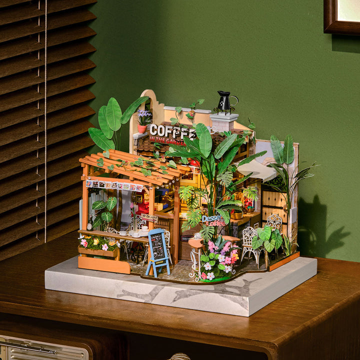 Leafree Café Miniature House Kit official detail view 2