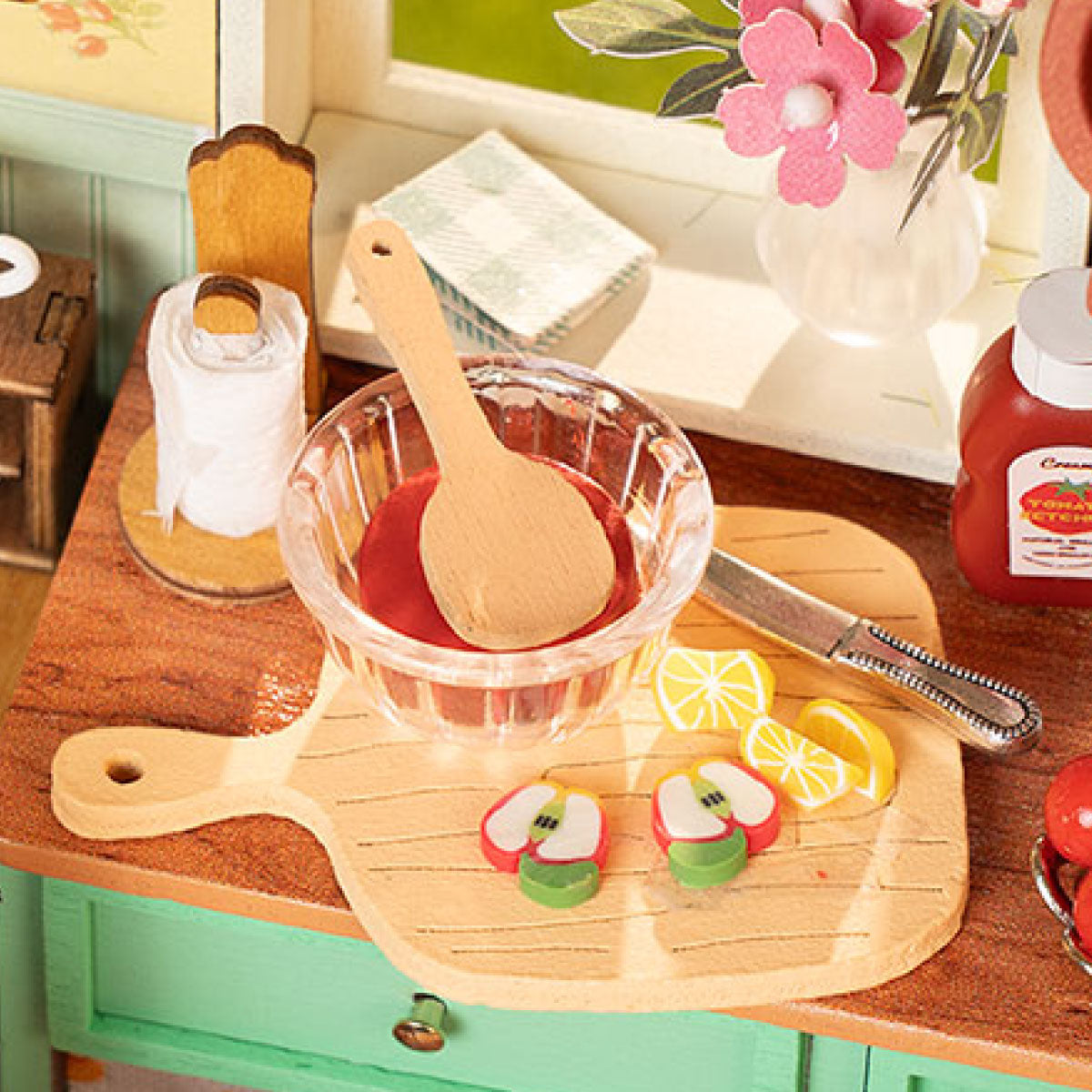 Sunlit Farmhouse Kitchen Miniature Kit official detail view 4