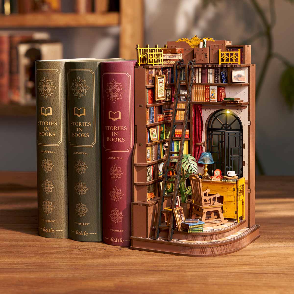 Silent Corner Study Book Nook Kit official detail view 4