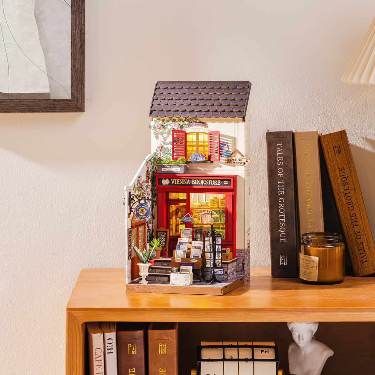 Vienna Bookstore Miniature House Kit official detail view 3