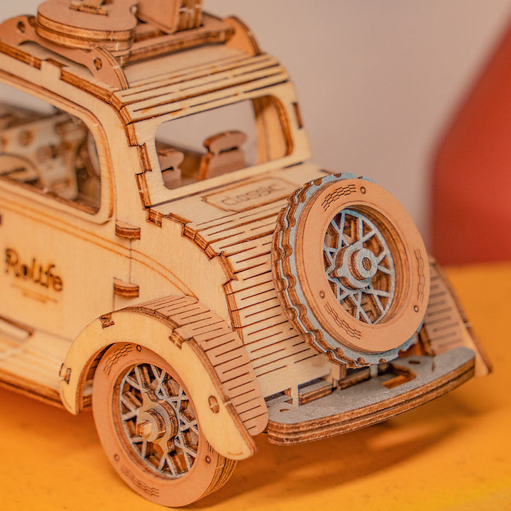 Rowood Vintage Car Creative Kit completed product view