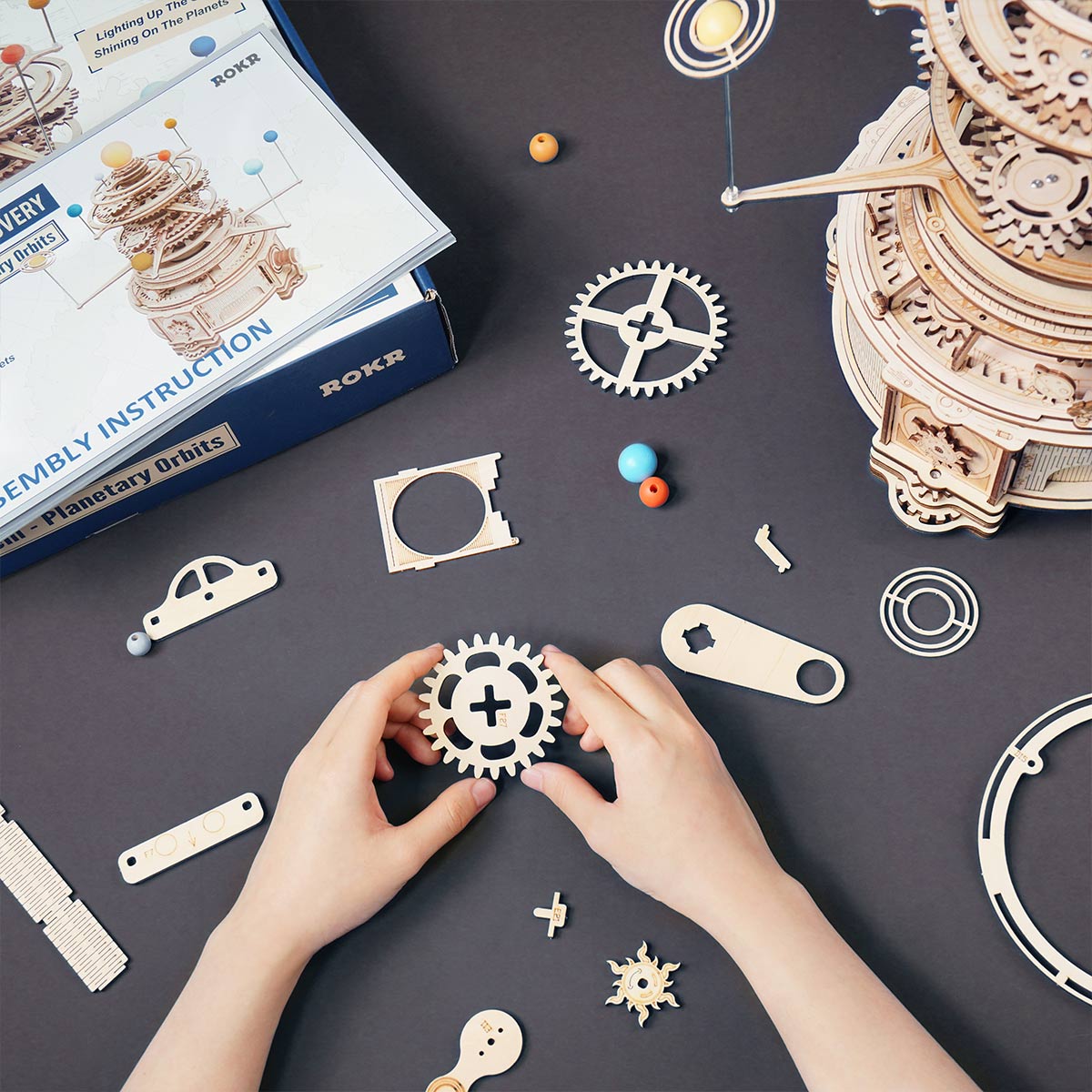ROKR Mechanical Orrery Model Kit official product view 3