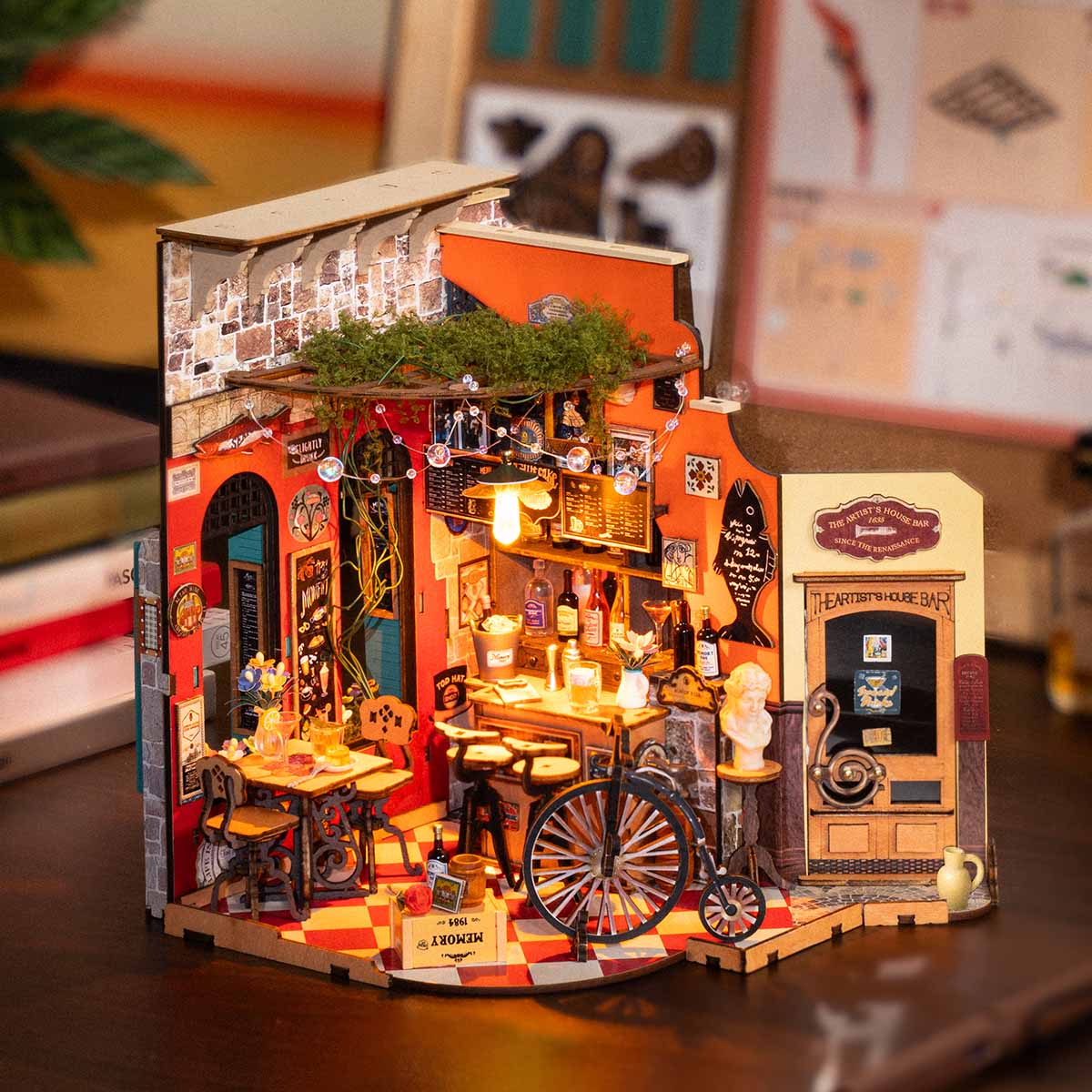 Cheers Bar & Dining Miniature House Kit official detail view 6