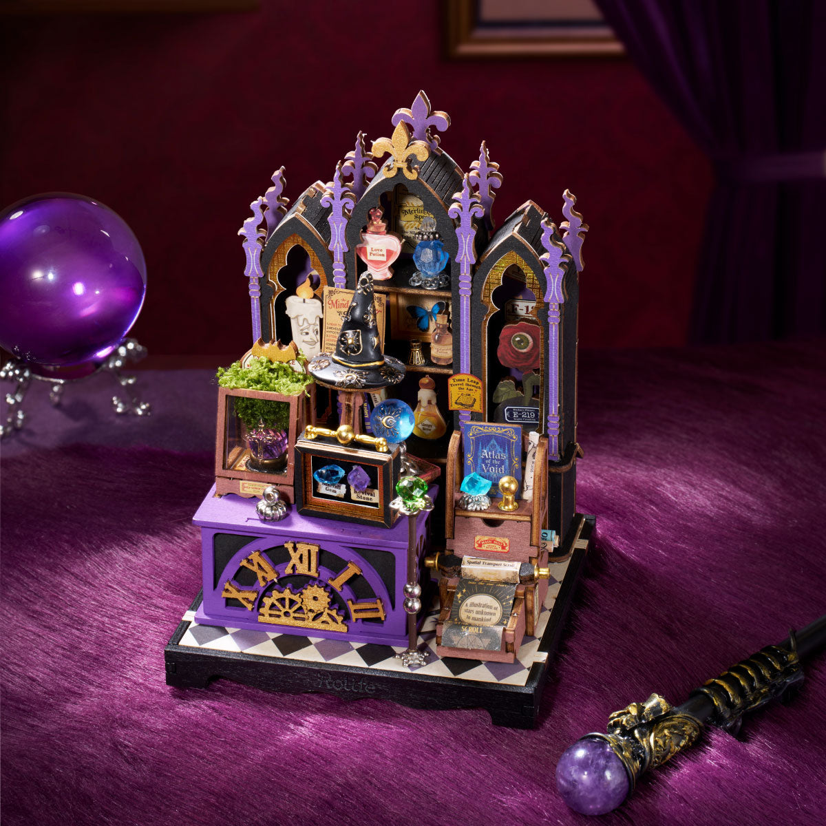 Rolife Curio Corner lifestyle display