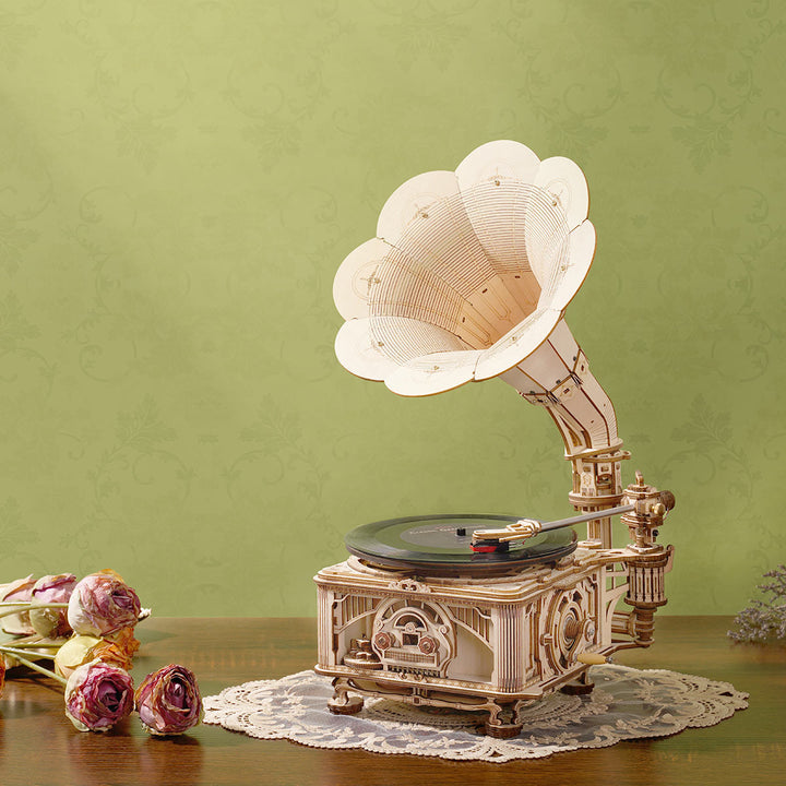 ROKR Classic Gramophone Electric Model Kit completed product view