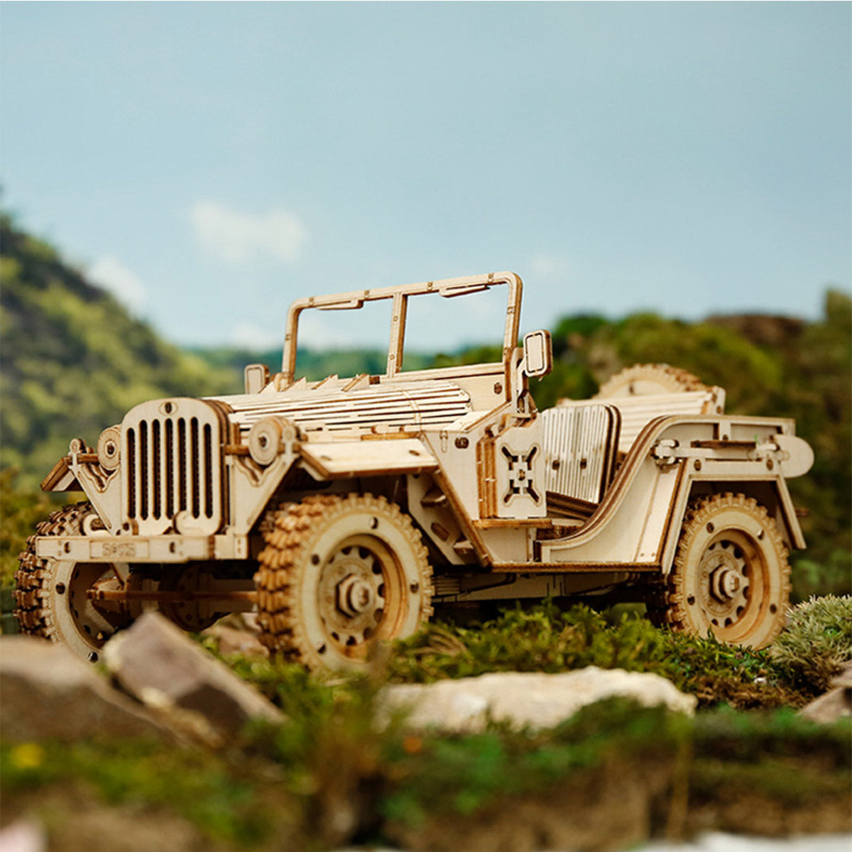 ROKR Army Jeep Model Kit completed product view