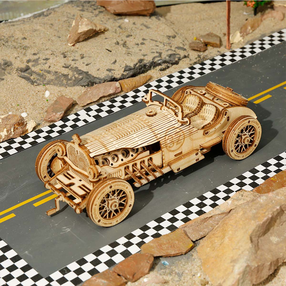 ROKR Grand Prix Car Model Kit completed product view