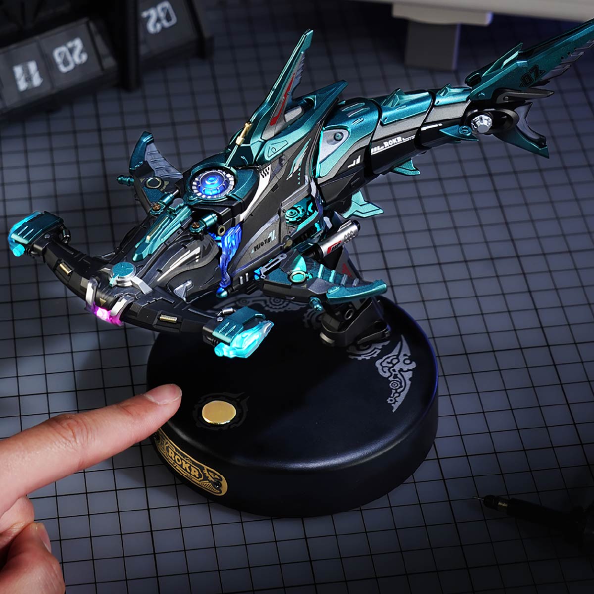 ROKR Hammerhead Shark Mechanical Model Kit official detail view 5