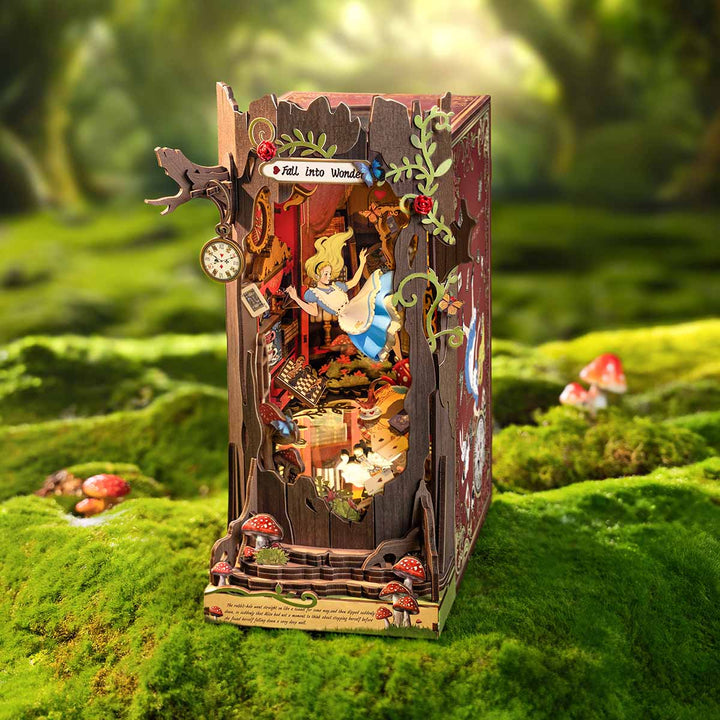 Fall into Wonder Book Nook Kit official detail view 2