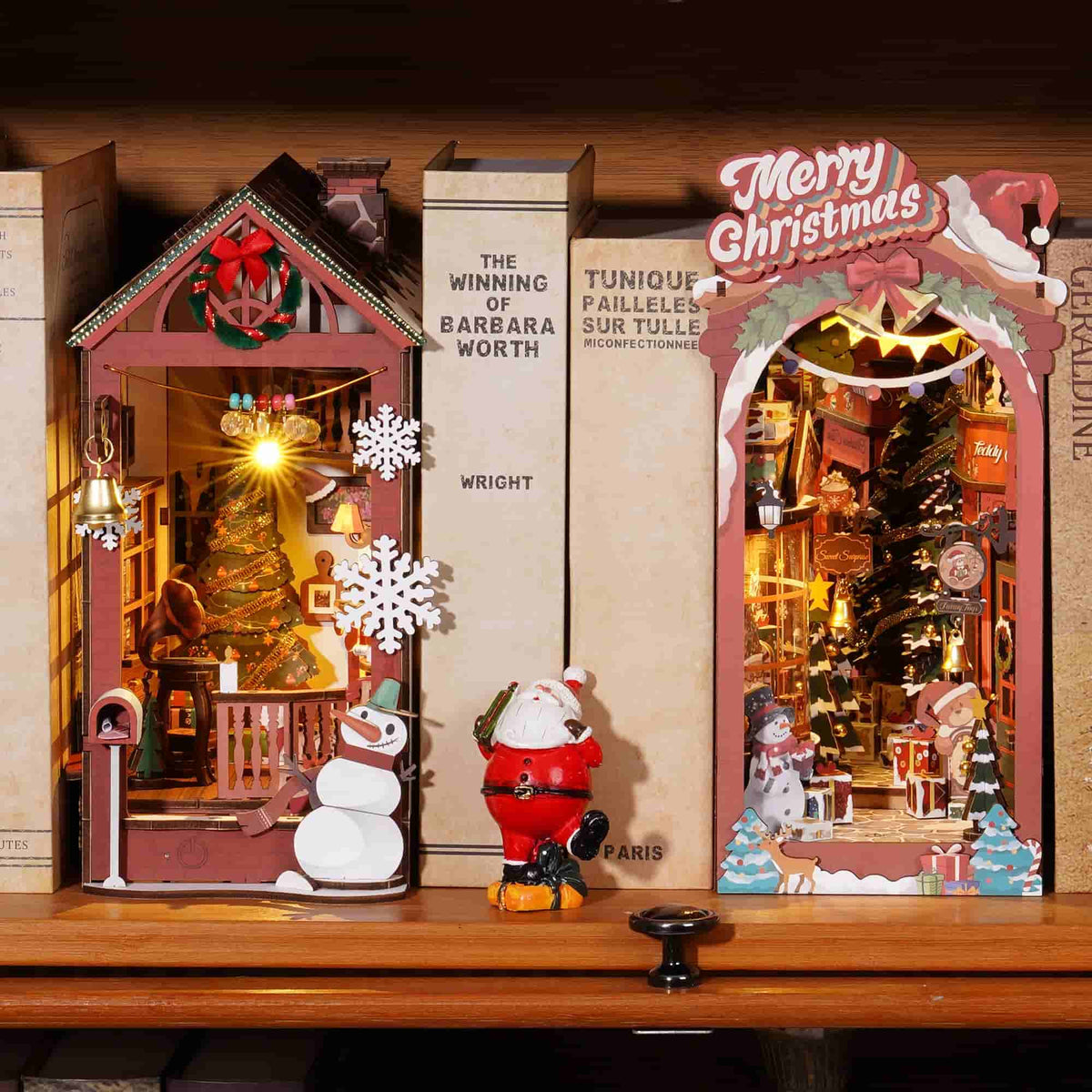 Christmas House Book Nook Kit official detail view 7