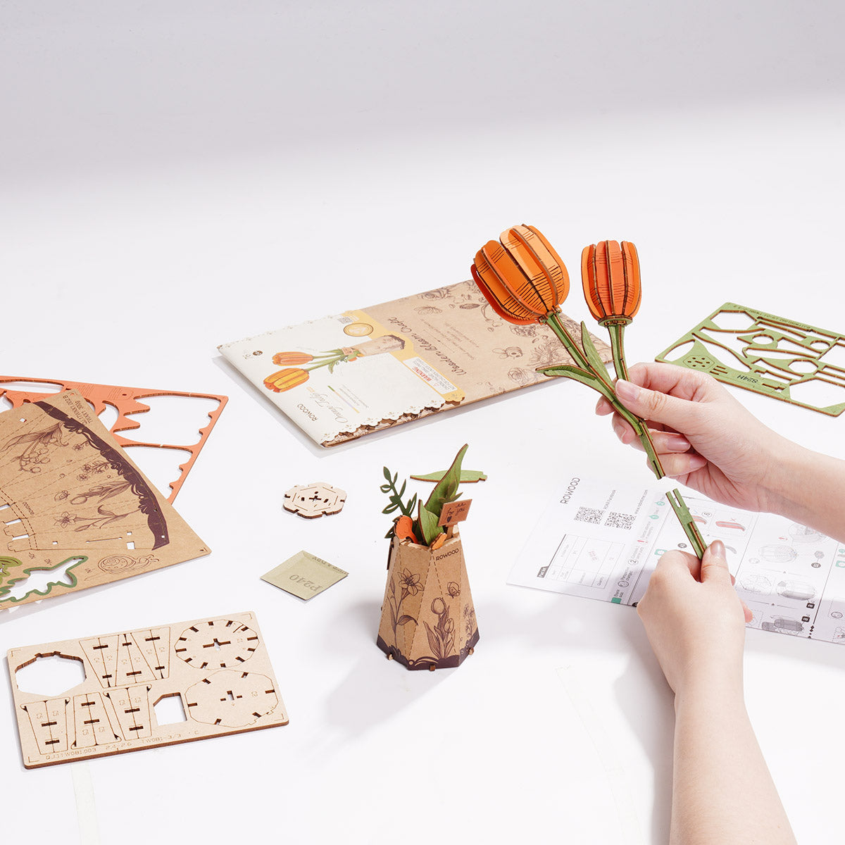 Rowood Orange Tulip Creative Kit official product view 4